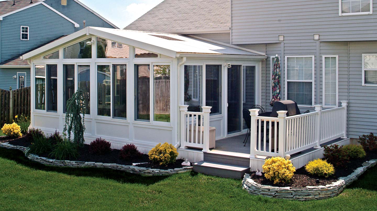 Difference Between Sun Deck And Sunroom